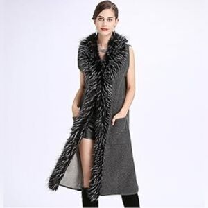 NWOT Gray Long Vest w/ Luxe Faux Fur Trim One Size